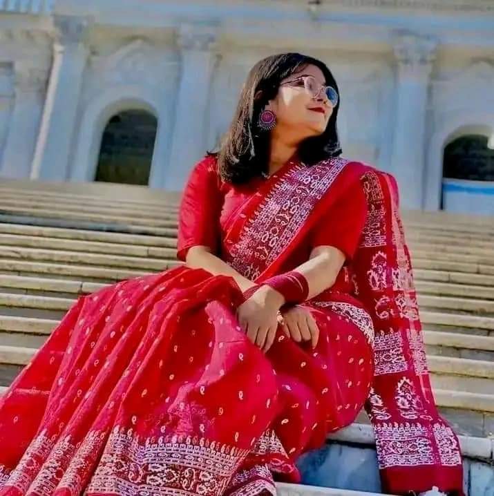 স্ক্রিন প্রিন্ট কাজের হাফ সিল্ক শাড়ি, 12 হাত