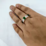 মাল্টিকালার পাথরের গোল্ড রিং