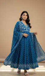 মেয়েদের রেডিমেড নাইরা কাট থ্রি পিস, স্ক্রিন প্রিন্ট, বডি 42