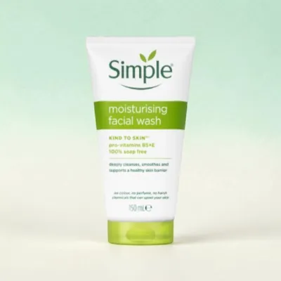 Simple Kind to Skin 100% সোপ-ফ্রি ময়েশ্চারাইজিং ফেস ওয়াশ 150ml