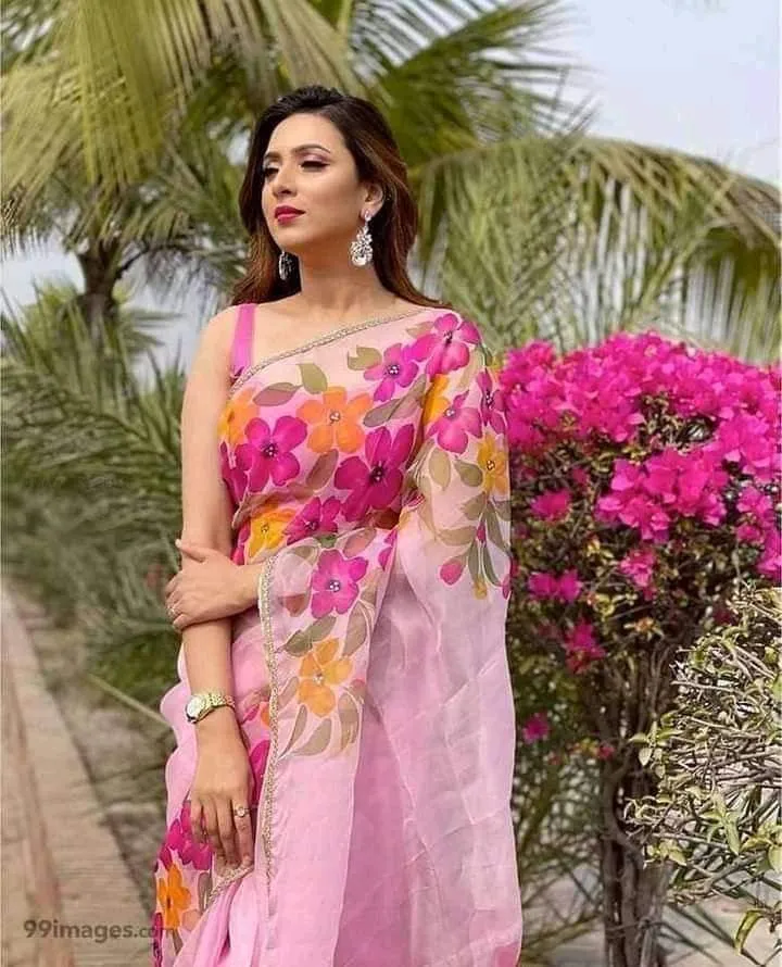 3টি রঙের হ্যান্ড প্রিন্ট হাফ সিল্ক শাড়ি, 12 হাত