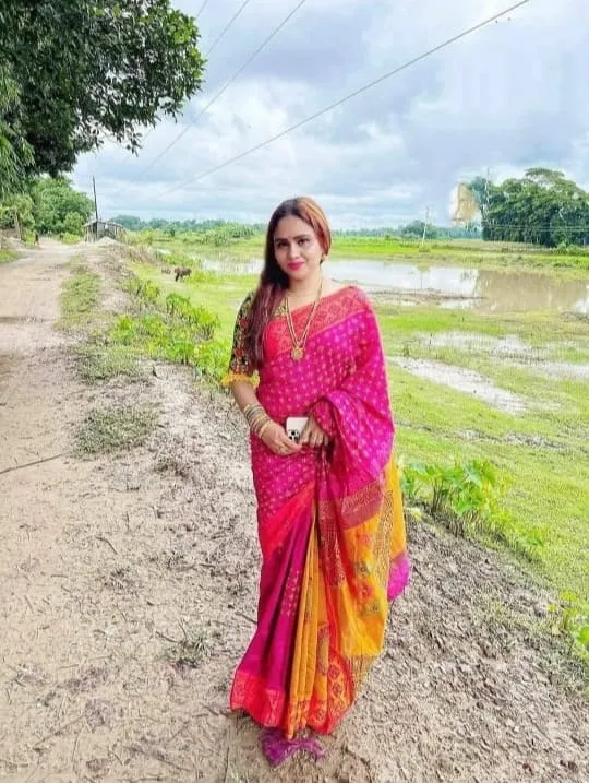 Women's Block Printed Dhupian Silk Saree, 6 Colour Choices