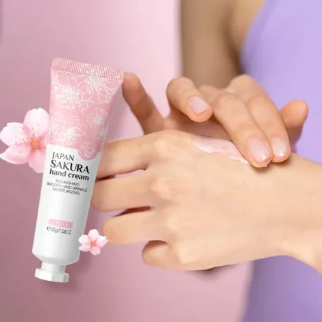 Laikou Japan Sakura ময়েশ্চারাইজিং হ্যান্ড ক্রিম 30g