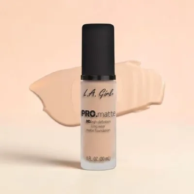 L.A. Girl Pro Matte ফাউন্ডেশন - GLM671 Ivory