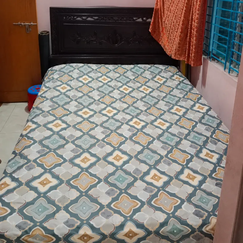 ইমপোর্টেড জয়েন্টলেস ওয়াটারপ্রুফ বেড শিট