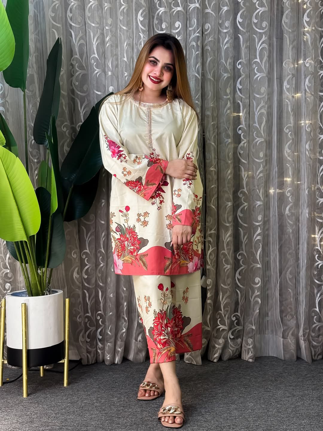 Dubai Silk ডিজিটাল প্রিন্ট টু পিস, 3টি রং, বডি 36 থেকে 46