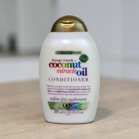 OGX Damage Remedy + Coconut Miracle Oil Conditioner 385ml (Greece)