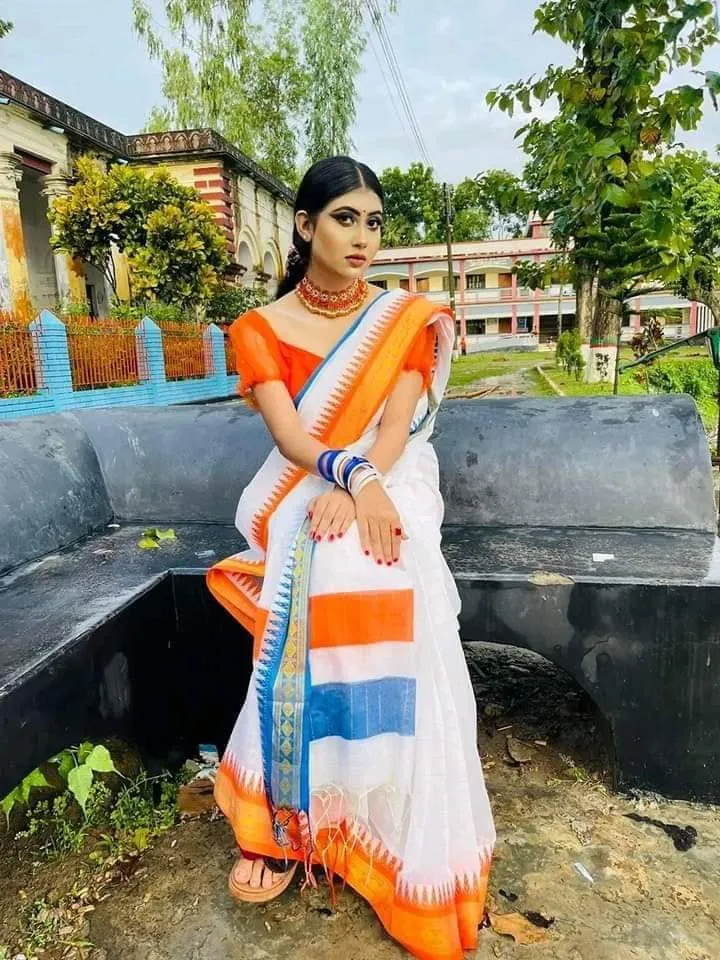 ব্লাউজ পিসসহ টাঙ্গাইল মধুরাই শাড়ি, 13 হাত