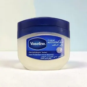 Vaseline ময়েশ্চারাইজিং পেট্রোলিয়াম জেলি 450ml