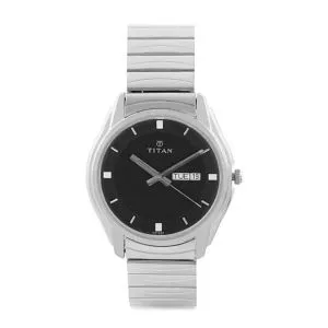 Titan 1578SM04 কালো ডায়াল অ্যানালগ ছেলেদের ঘড়ি