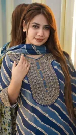 মেয়েদের প্রিন্টেড কটন থ্রি পিস, 5 হাত ওড়না, L থেকে XXL