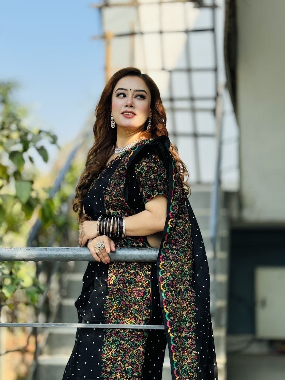 ধুপিয়ান সিল্ক স্ক্রিন প্রিন্ট শাড়ি, 13 হাত, 6 রং