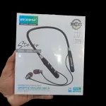 Regrsi RE-NY032 ওয়্যারলেস ব্লুটুথ নেকব্যান্ড – হালকা স্পোর্টস ইয়ারফোন, 8 ঘণ্টা প্লেটাইম ও ফাস্ট চার্জিং