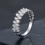 মেয়েদের ডাবল রো ডায়মন্ড রিং