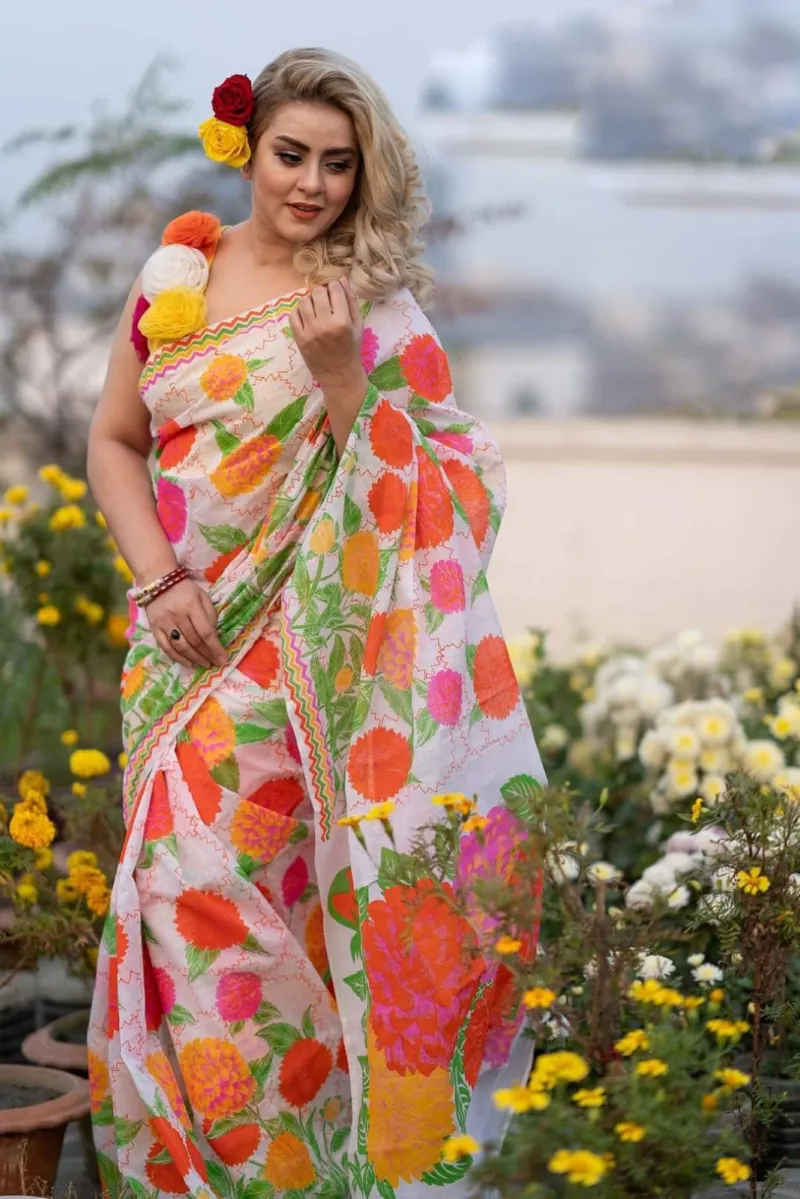 Women's Half Silk Screen Print Saree with Modern Design