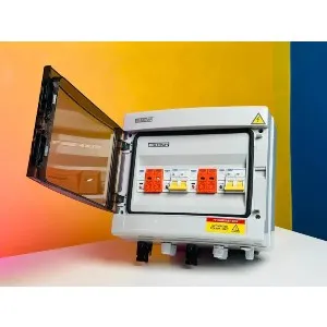 GearUP 12-Way DC PV কম্বাইনার বক্স, MCB, ফিউজ ও SPD সহ (IP65 ওয়াটারপ্রুফ)