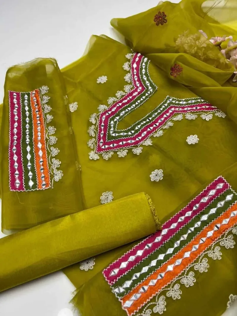 Women's Dollar and Embroidery Georgette Three Piece, Free Size to 48
