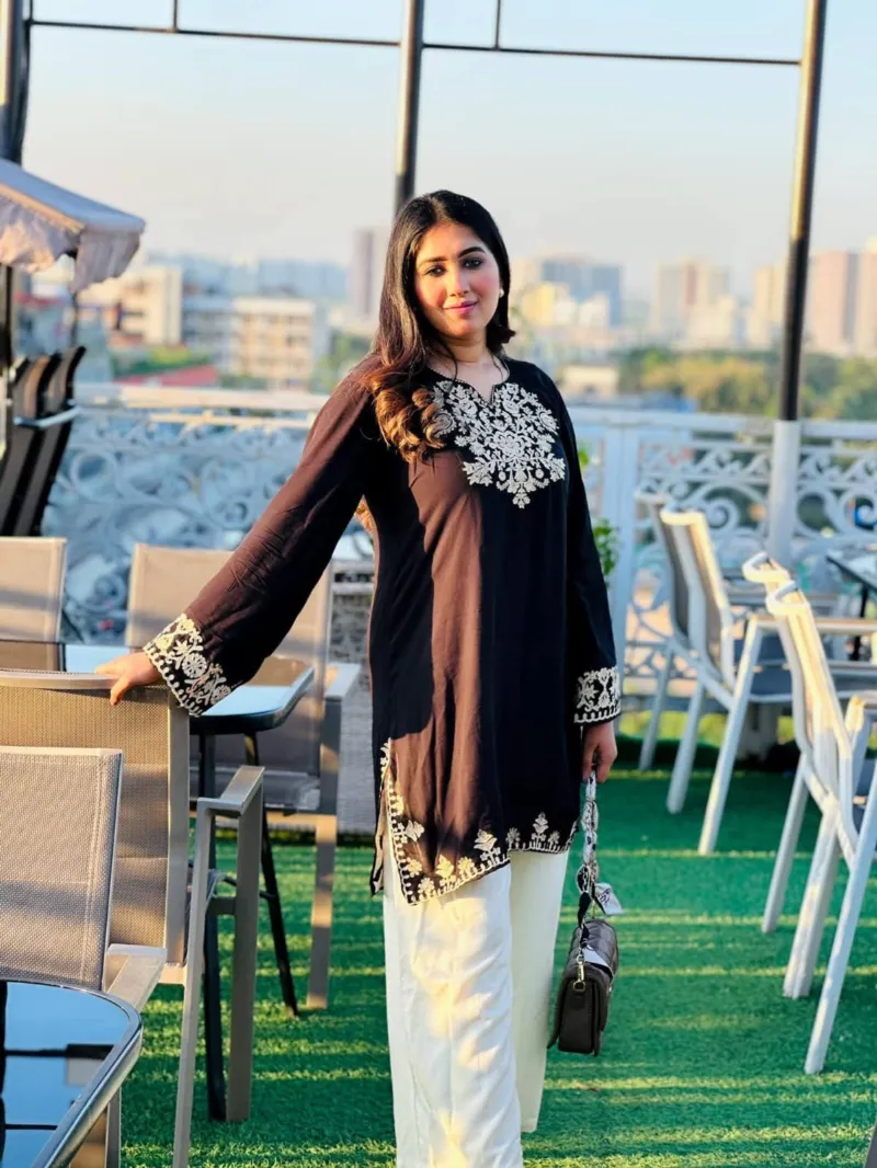 কালো কান্তি কটন টু পিস, গোল্ডেন জরি এমব্রয়ডারি