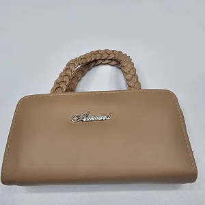মেয়েদের স্টাইলিশ ব্যাগ