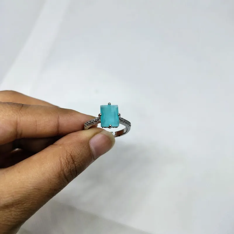 Chowtushkoni Dyuti মেয়েদের আংটি (সবুজ পাথর)