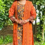 100% কটন থ্রি-পিস – প্রিন্ট ও এমব্রয়ডারি কাজ