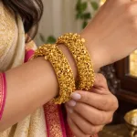 রয়্যাল এমবসড ফ্লোরাল গোল্ড-প্লেটেড বালা সেট