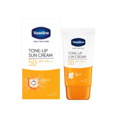 ভাসলিন ডেইলি সান কেয়ার টোন আপ সান ক্রিম SPF50+ PA+++ ৫০মি.লি (Korea)