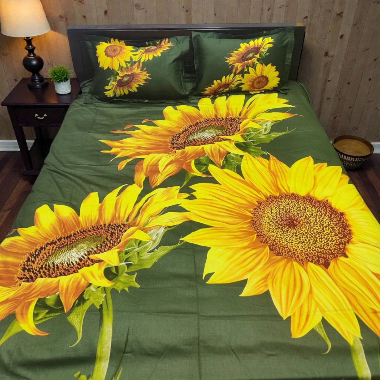 Panel Cotton Bedsheet 8 x 7 Feet with Stitched Pillow Covers