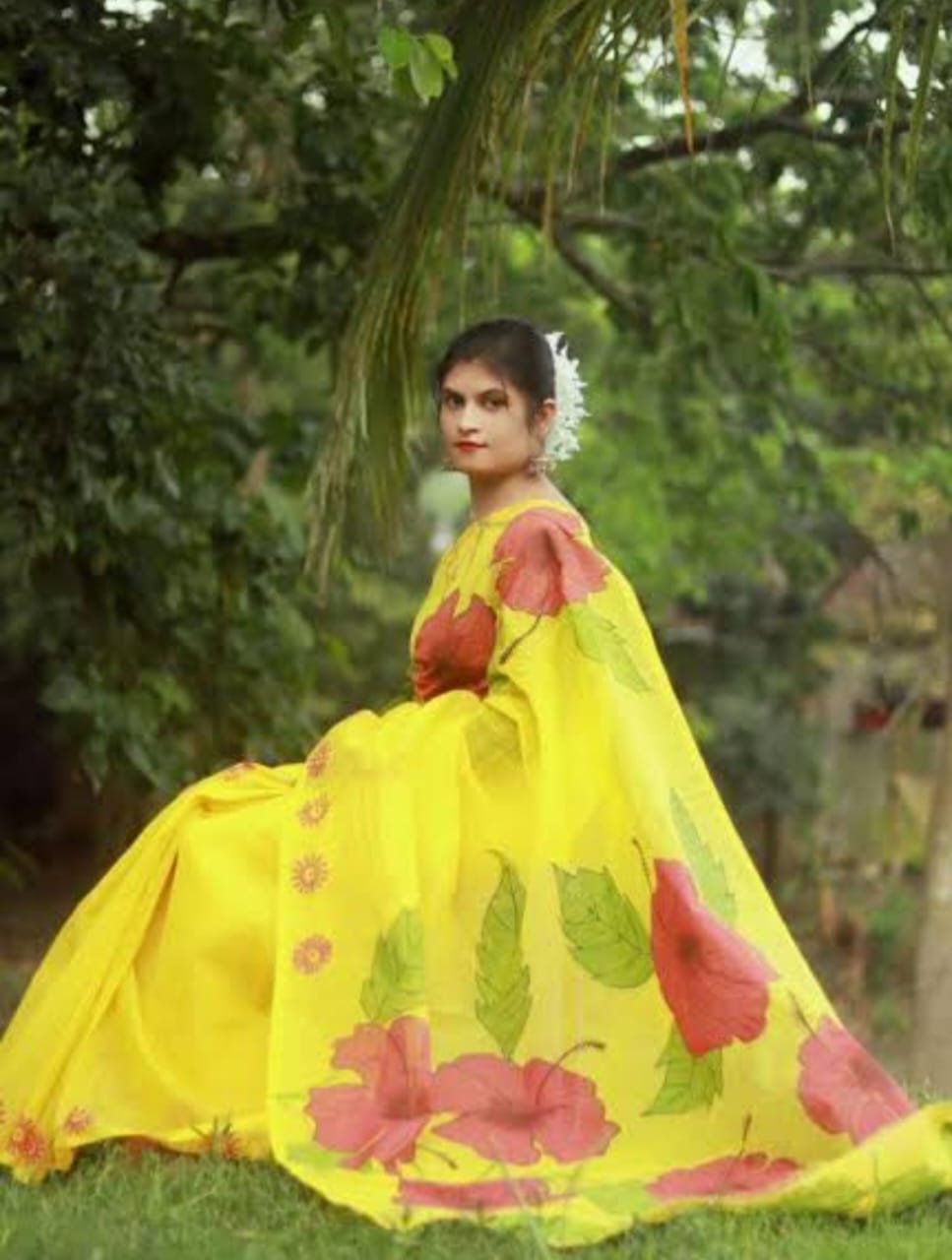 Half Silk Hand Print Saree with Brush Work, 12 Haath