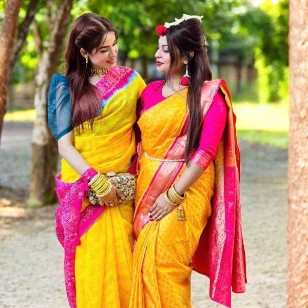 ফাগুন স্পেশাল ডিজিটাল প্রিন্ট শাড়ি