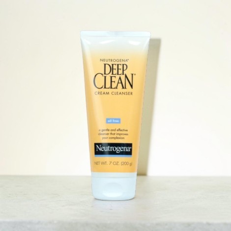 Neutrogena Deep Clean ফেশিয়াল ক্রিম ক্লিনজার 200ml