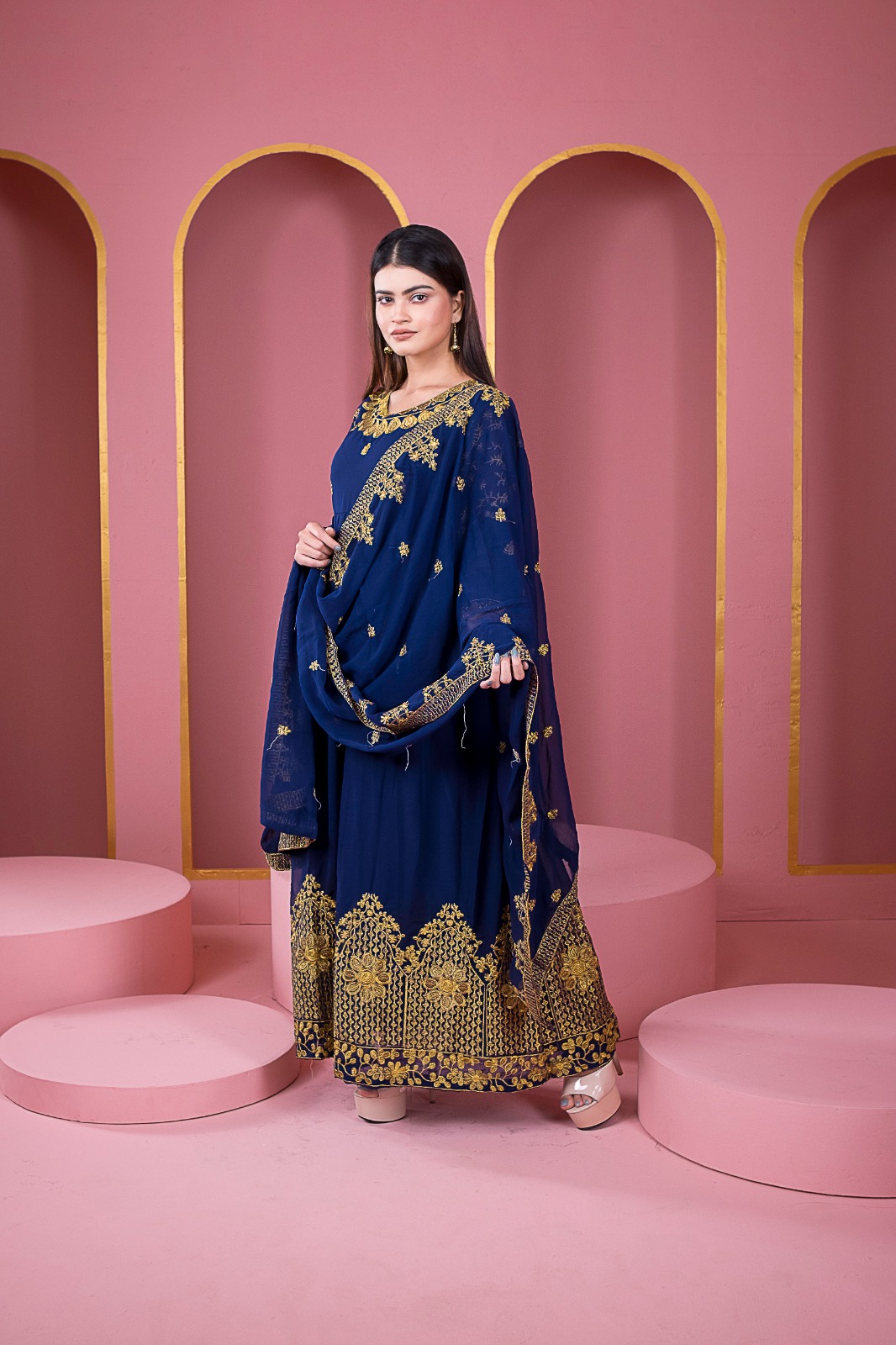 Women's Georgette Embroidered Party Dress with Inner, Up to 47 Inch