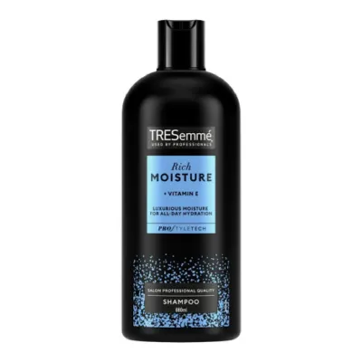 Tresemme রিচ ময়েশ্চার + ভিটামিন ই শ্যাম্পু 680ml