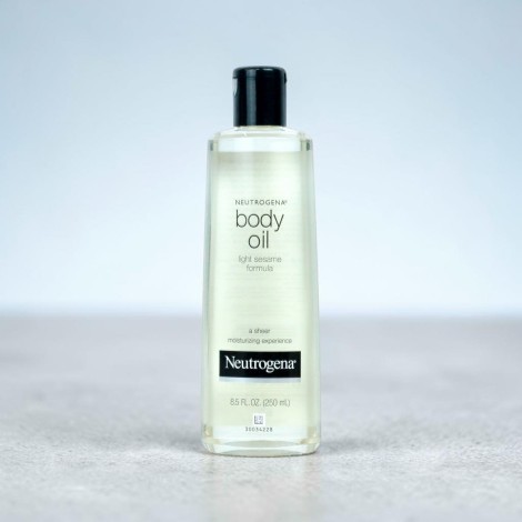 Neutrogena লাইট সিসেম ফর্মুলা বডি অয়েল 250ml