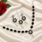 রয়েল ব্ল্যাক স্টোন ও পার্ল জুয়েলারি সেট