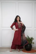 মেয়েদের কটন সালোয়ার কামিজ, প্রিন্ট ওড়না, 36 থেকে 46