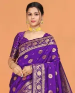 Modern Design Silk Saree with Screen Print and Blouse Piece