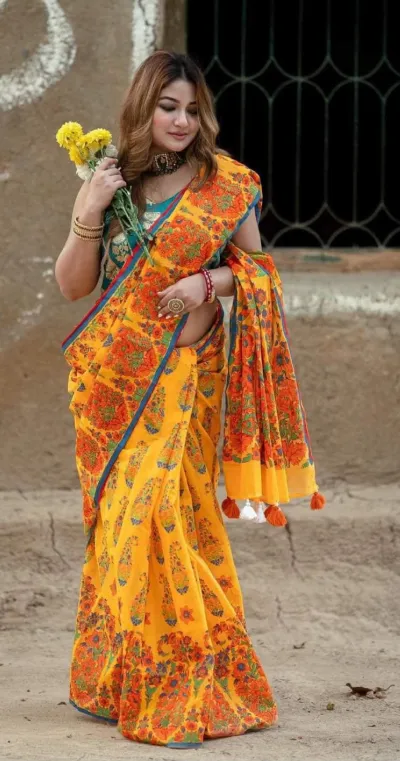 Half Silk Screen Print Saree in 6 Colours, Blouse Piece Not Included