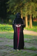 হিজাব ও বেল্টসহ Abaya E Ramisha বোরকা সেট