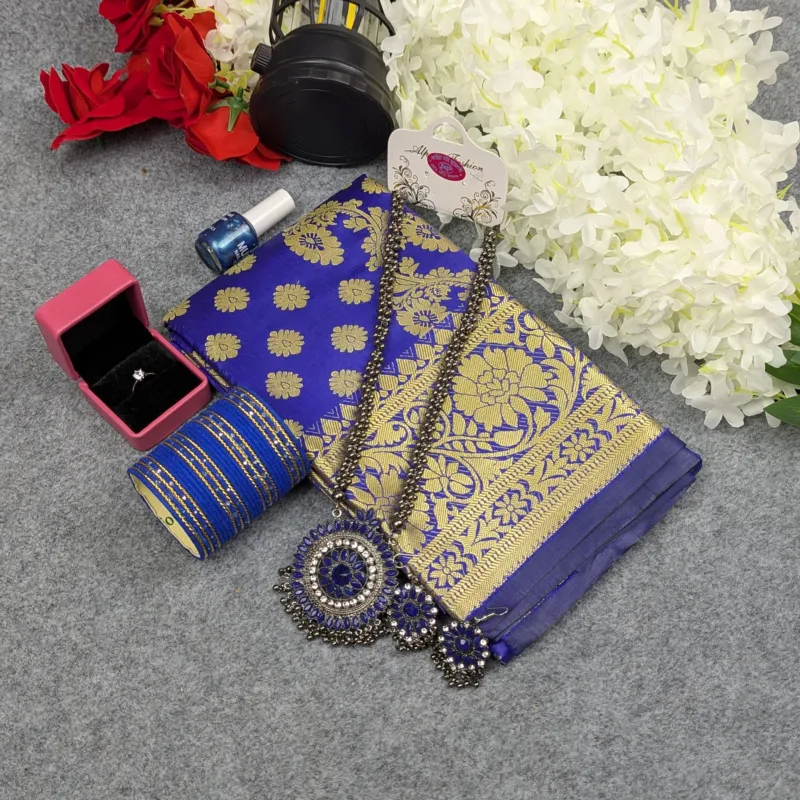 সিল্ক কাতান শাড়ি কম্বো সেট - নীল