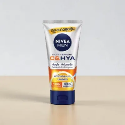 NIVEA Men Extra Bright C & Hya Age Defense ভিটামিন ফোম ফেস ওয়াশ 150g