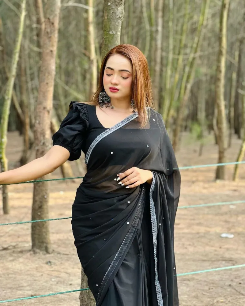 জর্জেট স্টোন শাড়ি