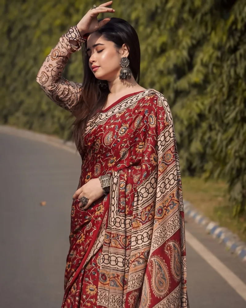 Soft Silk Batik Print Saree, 12.5 Haath, Blouse Included