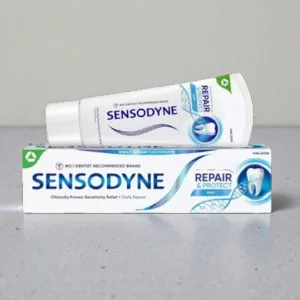 Sensodyne রিপেয়ার অ্যান্ড প্রোটেক্ট মিন্ট টুথপেস্ট ৭৫ মি.লি. (UK)