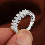 মেয়েদের ডাবল রো ডায়মন্ড রিং