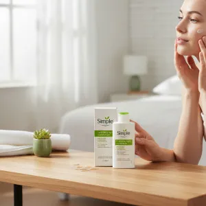 Simple Kind To Skin হাইড্রেটিং লাইট ময়েশ্চারাইজার 125ml
