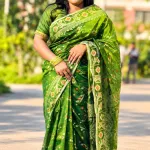 অলিভ গ্রিন ট্র্যাডিশনাল জামদানি কটন শাড়ি