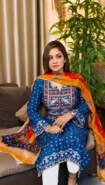 লিনেন থ্রি পিস, স্ক্রিন প্রিন্ট ও স্টোন ওয়ার্ক, 40 থেকে 44 সাইজ