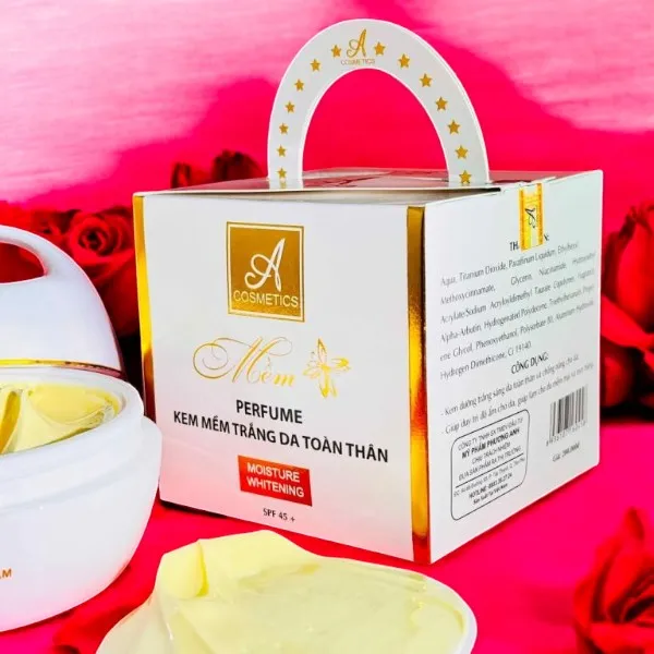 A Cosmetics বডি হোয়াইটেনিং ক্রিম 150g