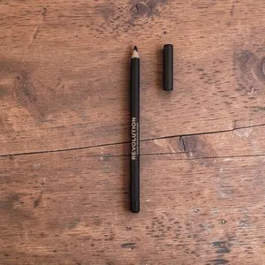 Revolution কাজল আই পেন্সিল - Black